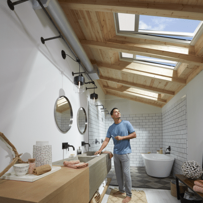 Application-Deck-Mount-2350-Skylights-VSS-Bathroom-0518